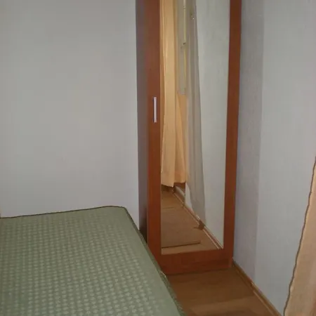 Studio 13678b