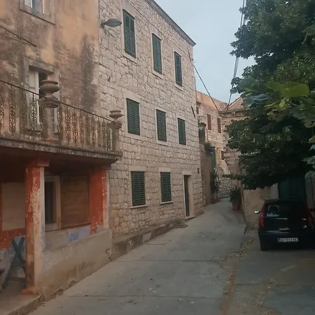 Studio 13678b * Lastovo